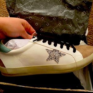 Star shoes nwt glitter women silvers